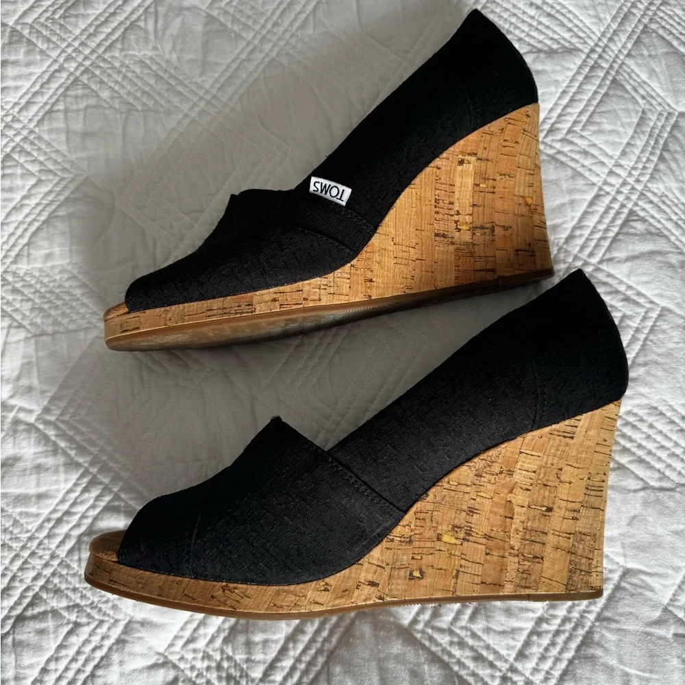 TOMS Classic Black Canvas Peep Toe Cork Wedge Heels Size 9.5 Euro-Summer